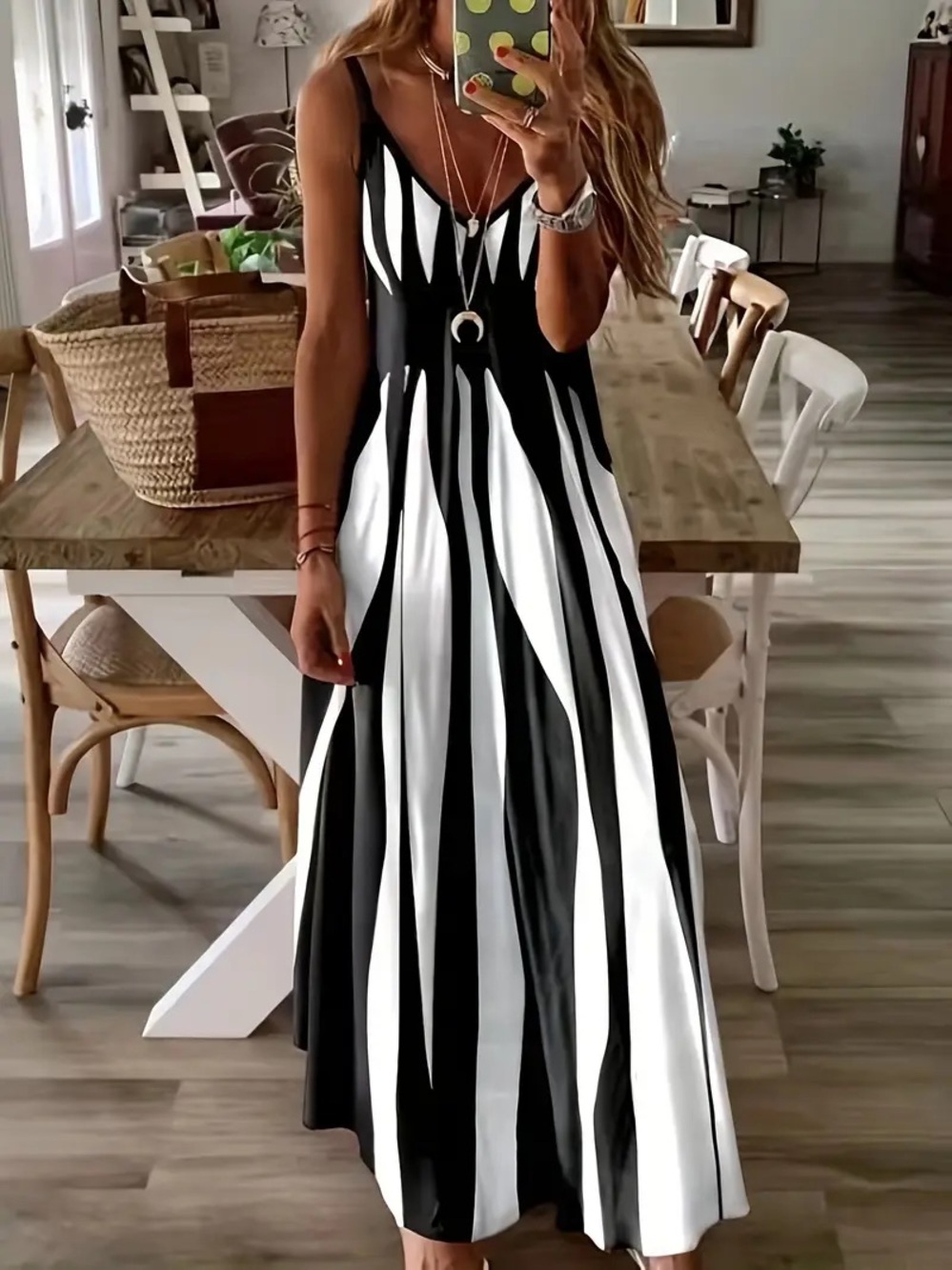 Source Unknown Black & White Striped Maxi Dress